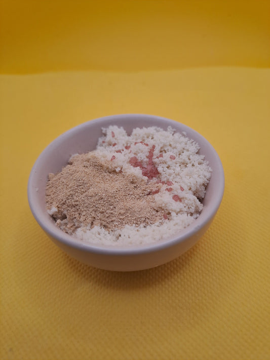 Ce mélange est constitué de sésame blanc torréfié, de sel rouge de Hawaï et de poudre de gingembre