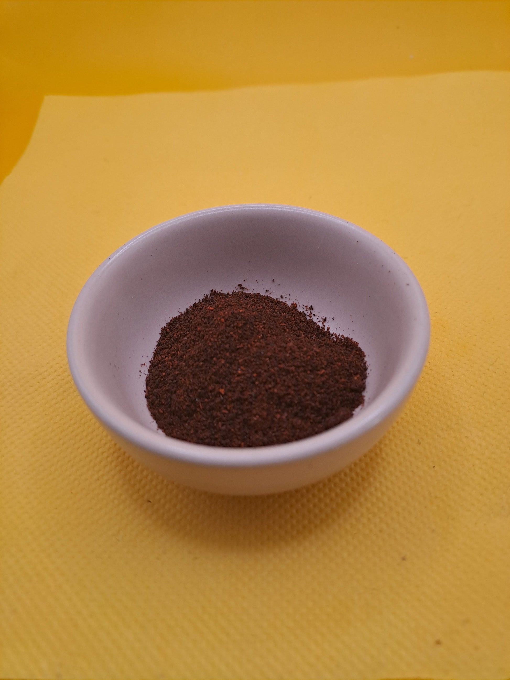 Ce piment fort se caractérise par un gout très fumé